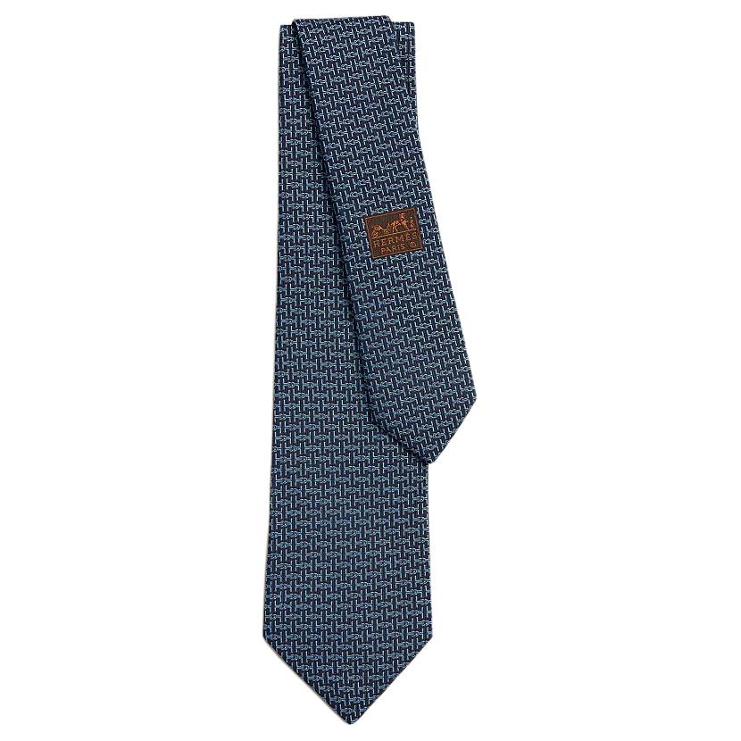 HERMES Мужской шелковый галстук морской синий
HERMES Мужской шелковый галстук морской синий