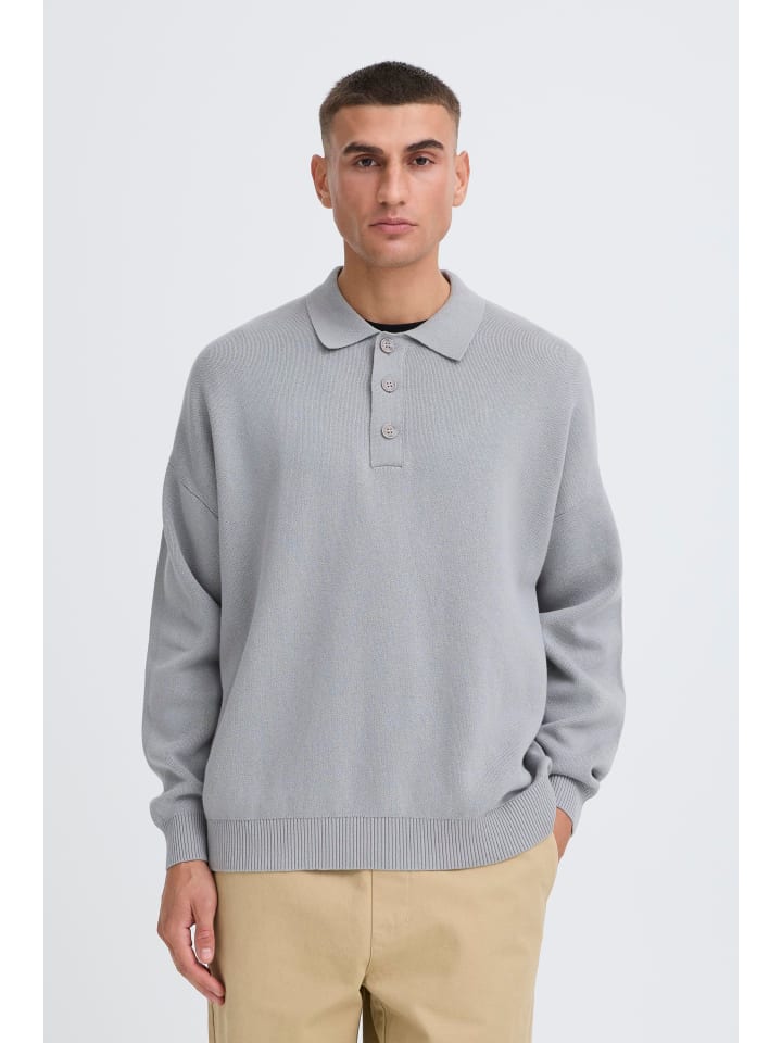 Вязаный свитер SDNAHIM серого цвета !SOLID
Вязаный свитер SDNAHIM серого цвета !SOLID