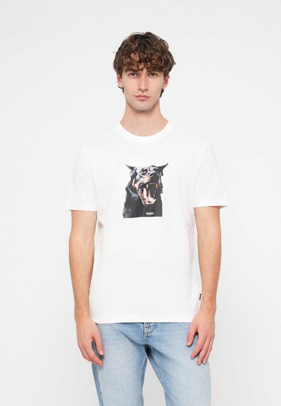 Футболка BOSS DOBERMANN, White, Белый, Футболка BOSS DOBERMANN, White
Футболка BOSS DOBERMANN, White, Белый, Футболка BOSS DOBERMANN, White
