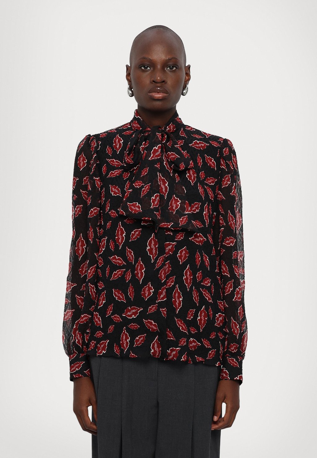 Блузка на пуговицах NOLA Hofmann Copenhagen, красный
Блузка на пуговицах NOLA Hofmann Copenhagen, красный