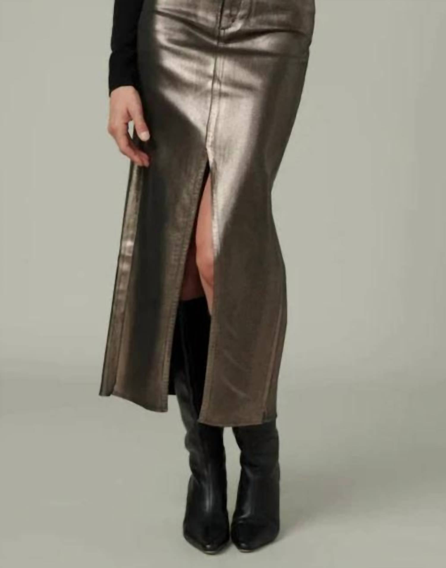 Юбка макси Eva Foil в цвете Gilded Night JOE'S Jeans
Юбка макси Eva Foil в цвете Gilded Night JOE'S Jeans