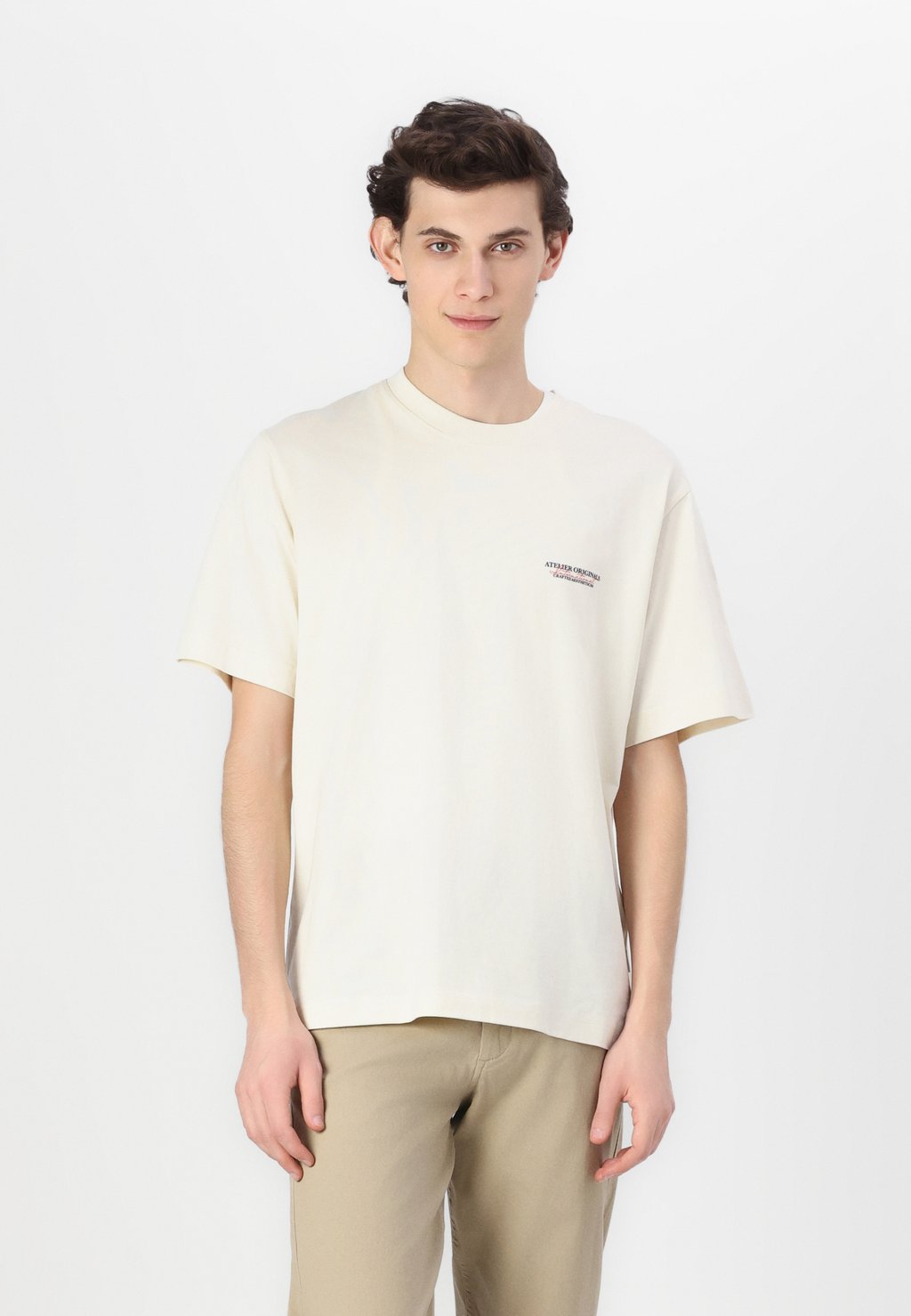 Футболка с принтом JORISLINGTON TYPE TEE CREW NECK Jack & Jones, молочный
Футболка с принтом JORISLINGTON TYPE TEE CREW NECK Jack & Jones, молочный