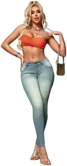 Женские повседневные скинни джинсы с карманами в зеленом цвете
Женские повседневные скинни джинсы с карманами в зеленом цвете