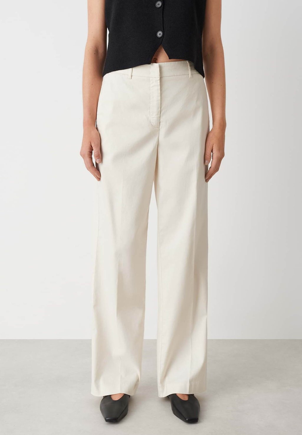 Брюки CITY MAIGA OPUS, бежевый
Брюки CITY MAIGA OPUS, бежевый