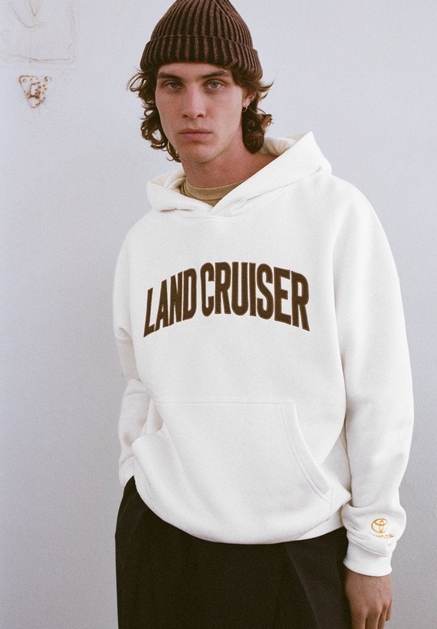 Худи PULL&BEAR TOYOTA, White
Худи PULL&BEAR TOYOTA, White