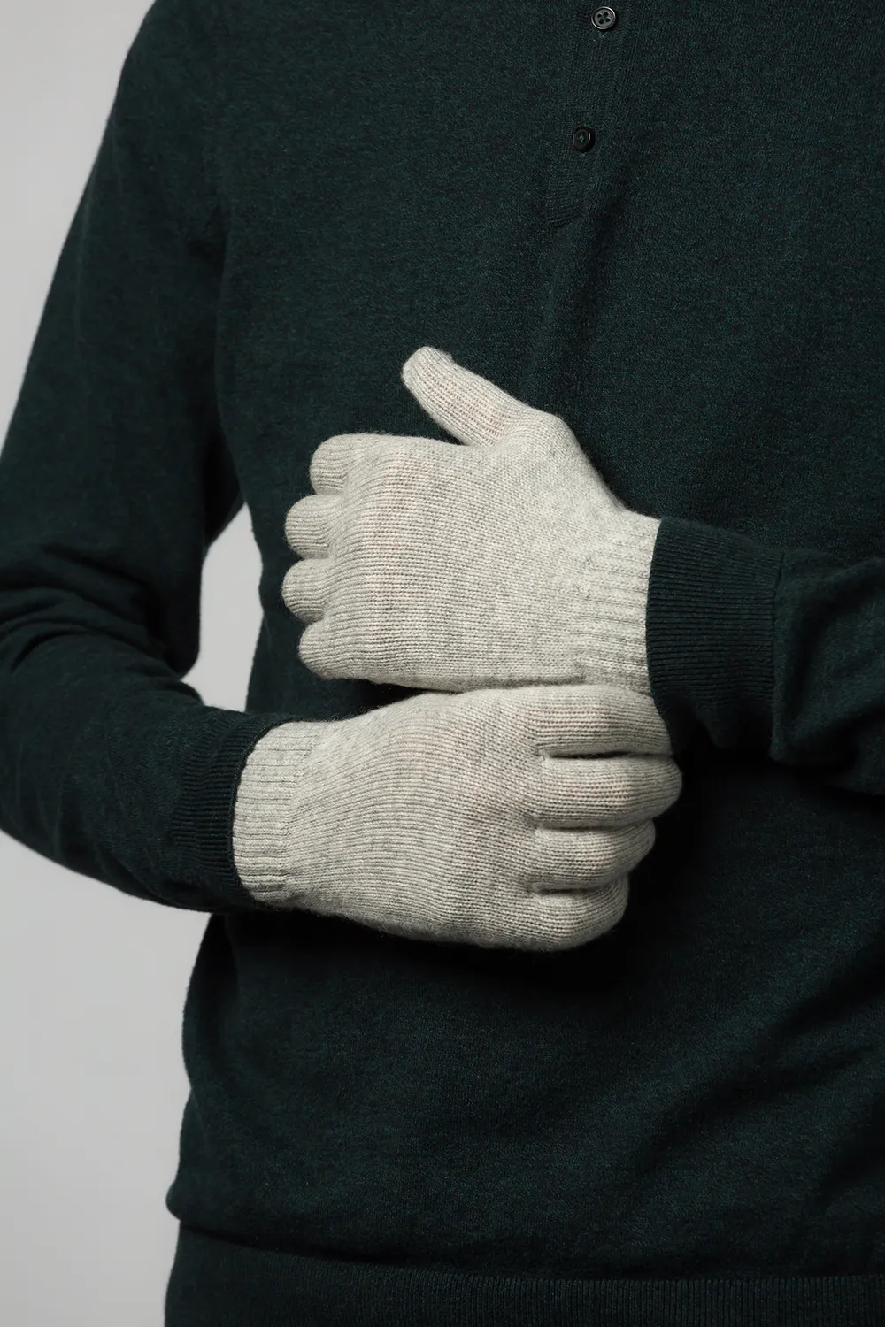 Очень большие перчатки Caldbeck из кашемира и мериносовой шерсти Pure Luxuries London, серый
Очень большие перчатки Caldbeck из кашемира и мериносовой шерсти Pure Luxuries London, серый