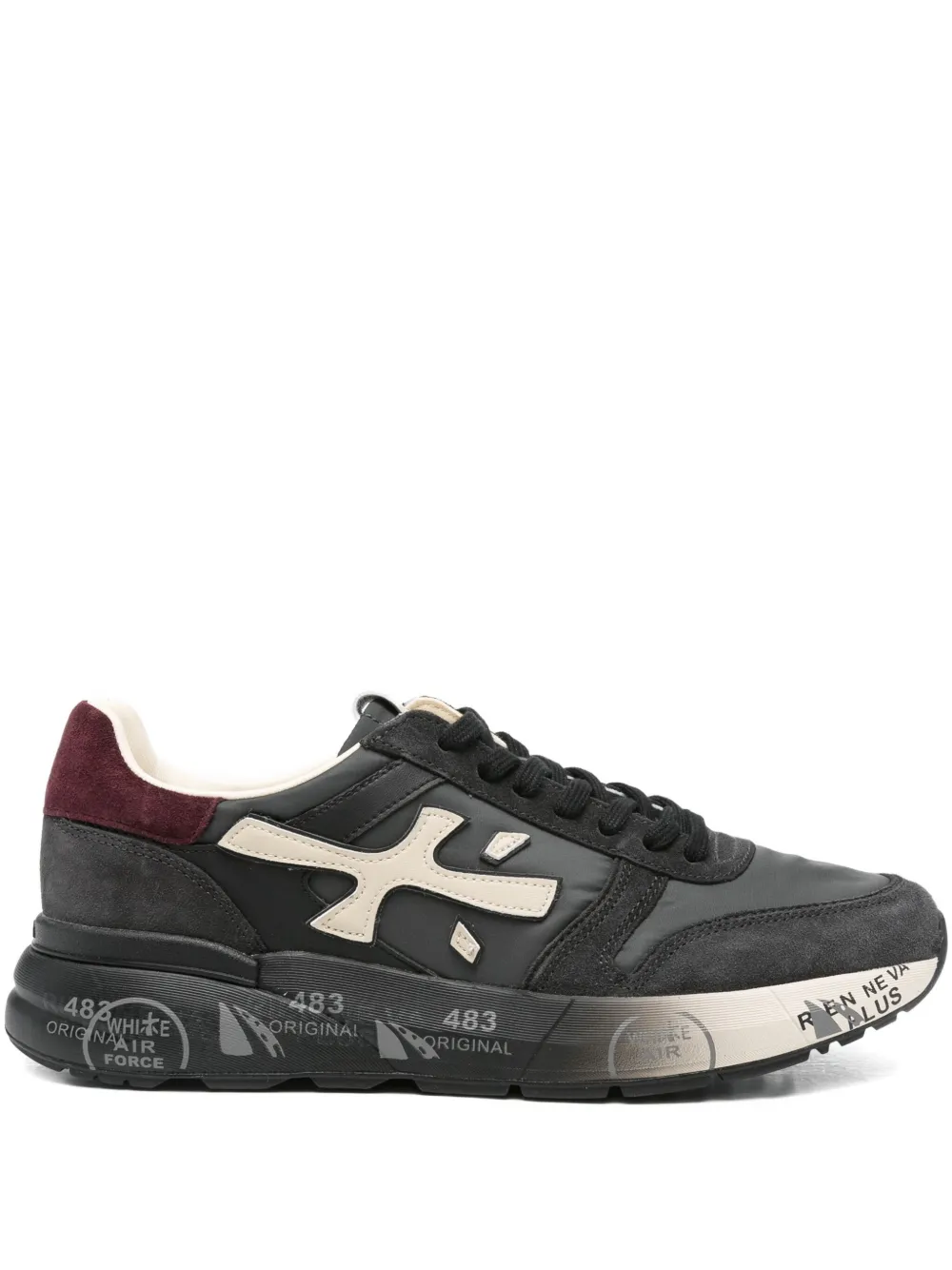 Кроссовки с нашивками PREMIATA, черный
Кроссовки с нашивками PREMIATA, черный