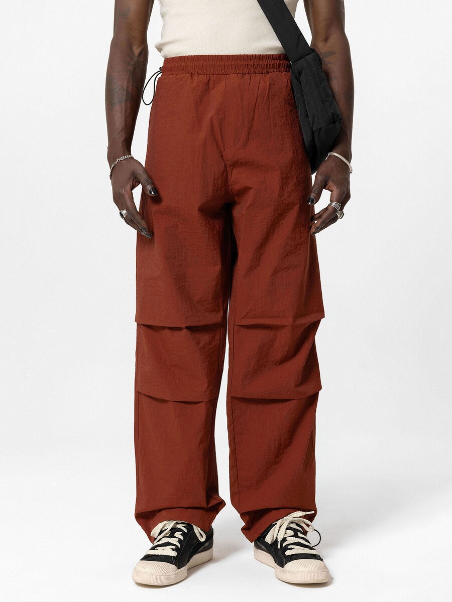 Широкие брюки-карго VAMOS CLO Copperas COVE, красный
Широкие брюки-карго VAMOS CLO Copperas COVE, красный