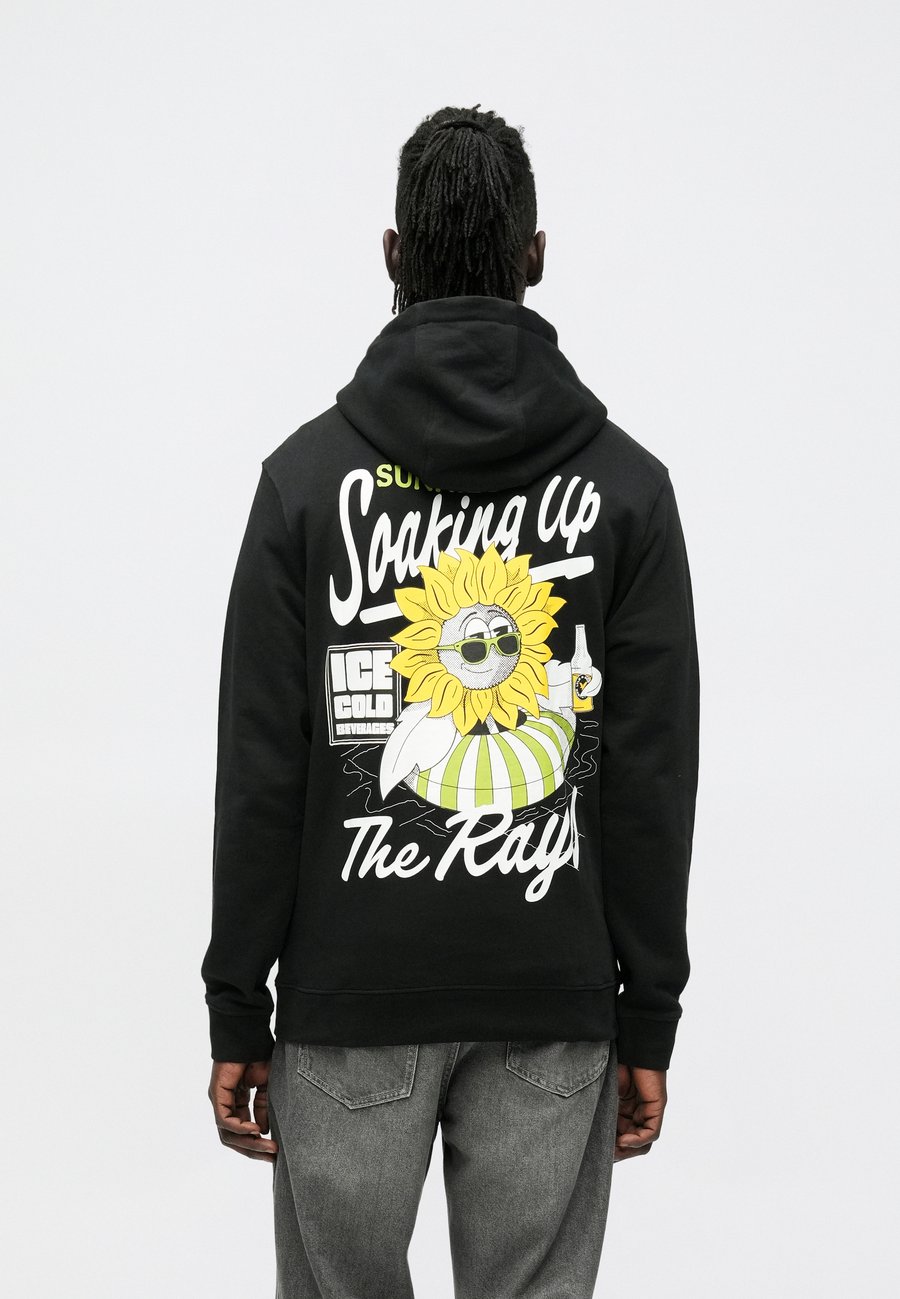 Толстовка Lyle & Scott SUNNIES POOL BAR GRAPHIC HOODIE, Jet Black/Black, Черный, Толстовка Lyle & Scott SUNNIES POOL BAR GRAPHIC HOODIE, Jet Black/Black
Толстовка Lyle & Scott SUNNIES POOL BAR GRAPHIC HOODIE, Jet Black/Black, Черный, Толстовка Lyle & Scott SUNNIES POOL BAR GRAPHIC HOODIE, Jet Black/Black