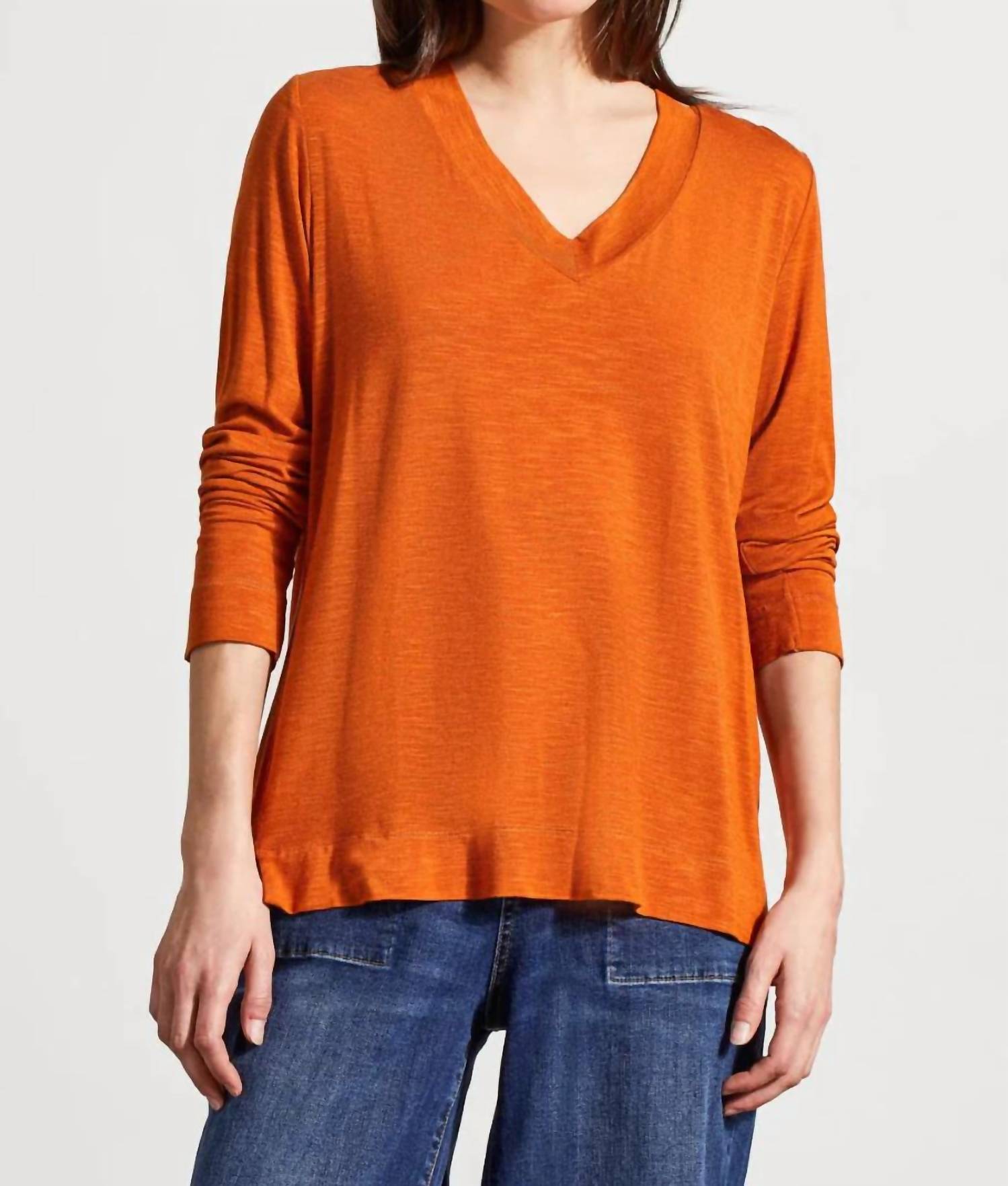 Женский топ с длинными рукавами и V-образным вырезом с боковыми разрезами в темно-пустынном цвете TRIBAL, Dark Desert
Женский топ с длинными рукавами и V-образным вырезом с боковыми разрезами в темно-пустынном цвете TRIBAL, Dark Desert