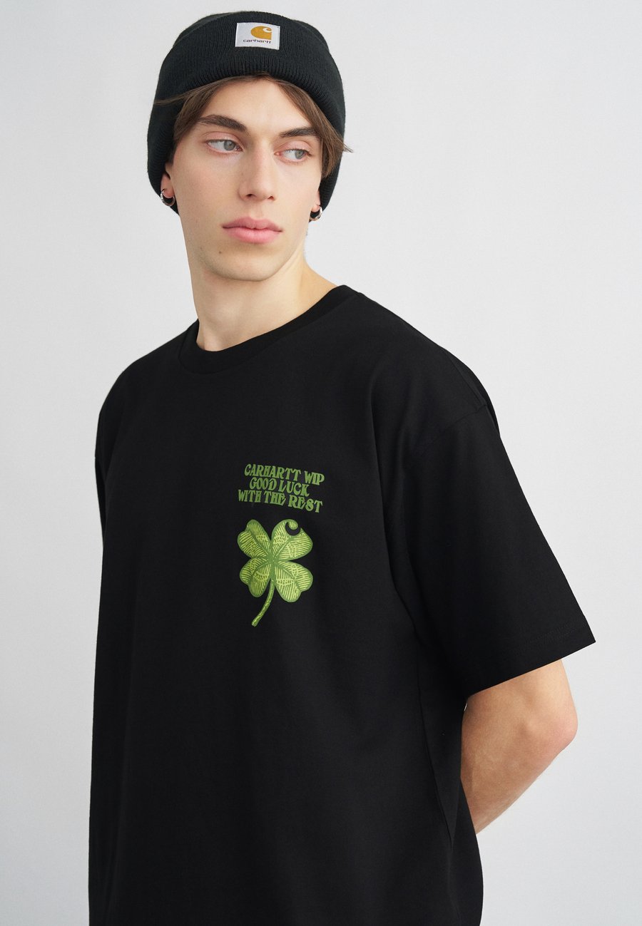 Футболка Carhartt WIP CLOVER, Black, Черный, Футболка Carhartt WIP CLOVER, Black
Футболка Carhartt WIP CLOVER, Black, Черный, Футболка Carhartt WIP CLOVER, Black