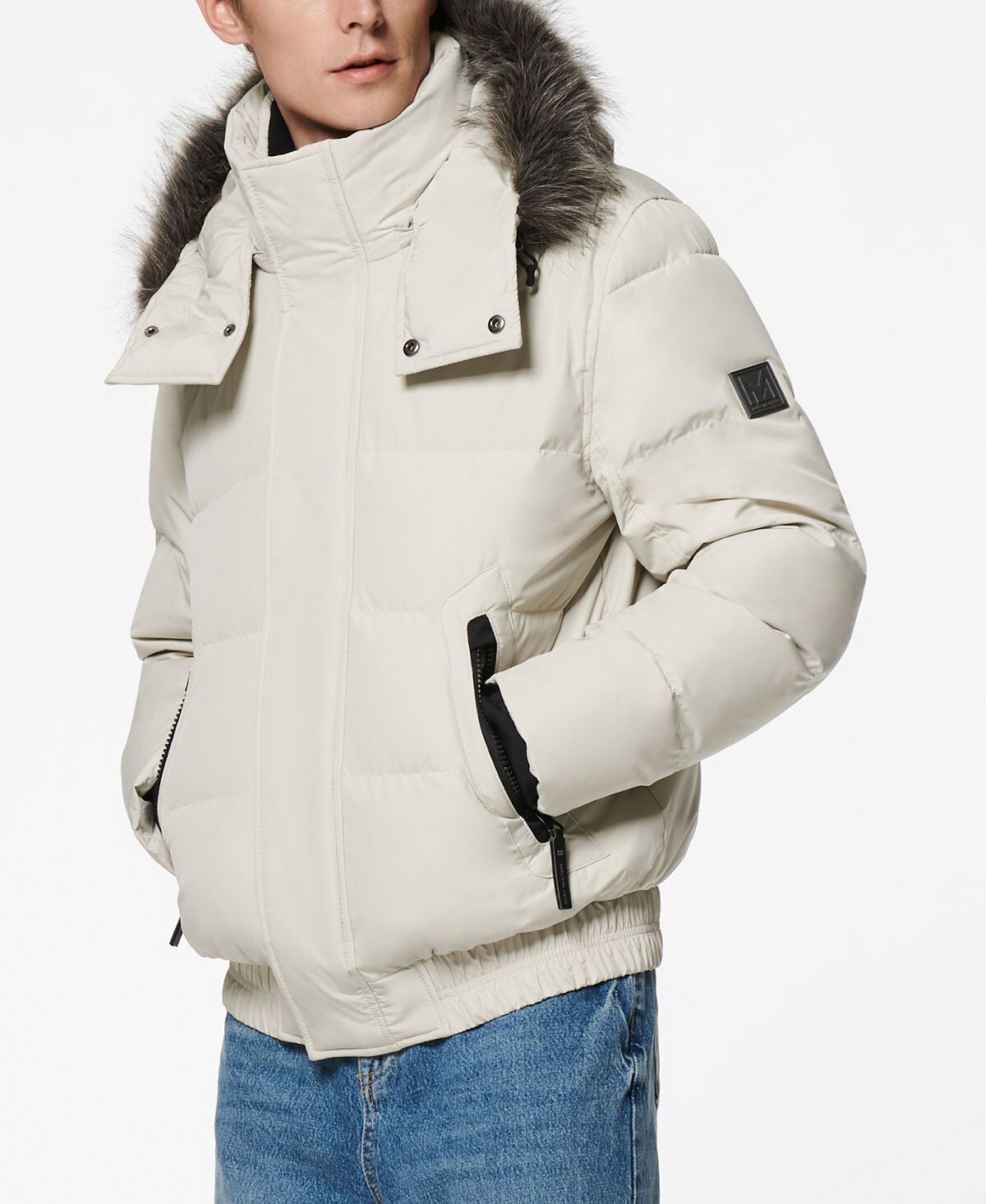 Мужская куртка-бомбер на пуху Umbra Marc New York
Мужская куртка-бомбер на пуху Umbra Marc New York