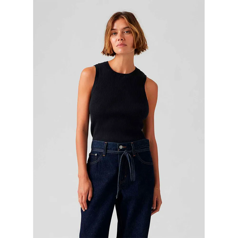 Футболка без рукавов Levi's Tulip, черный
Футболка без рукавов Levi's Tulip, черный