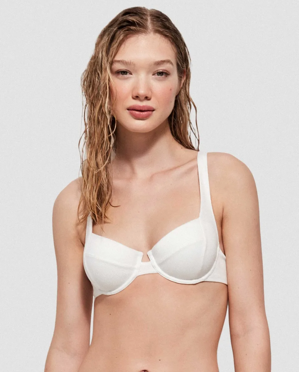 Верх бикини на косточках со съемной пеной Gisela, белый
Верх бикини на косточках со съемной пеной Gisela, белый