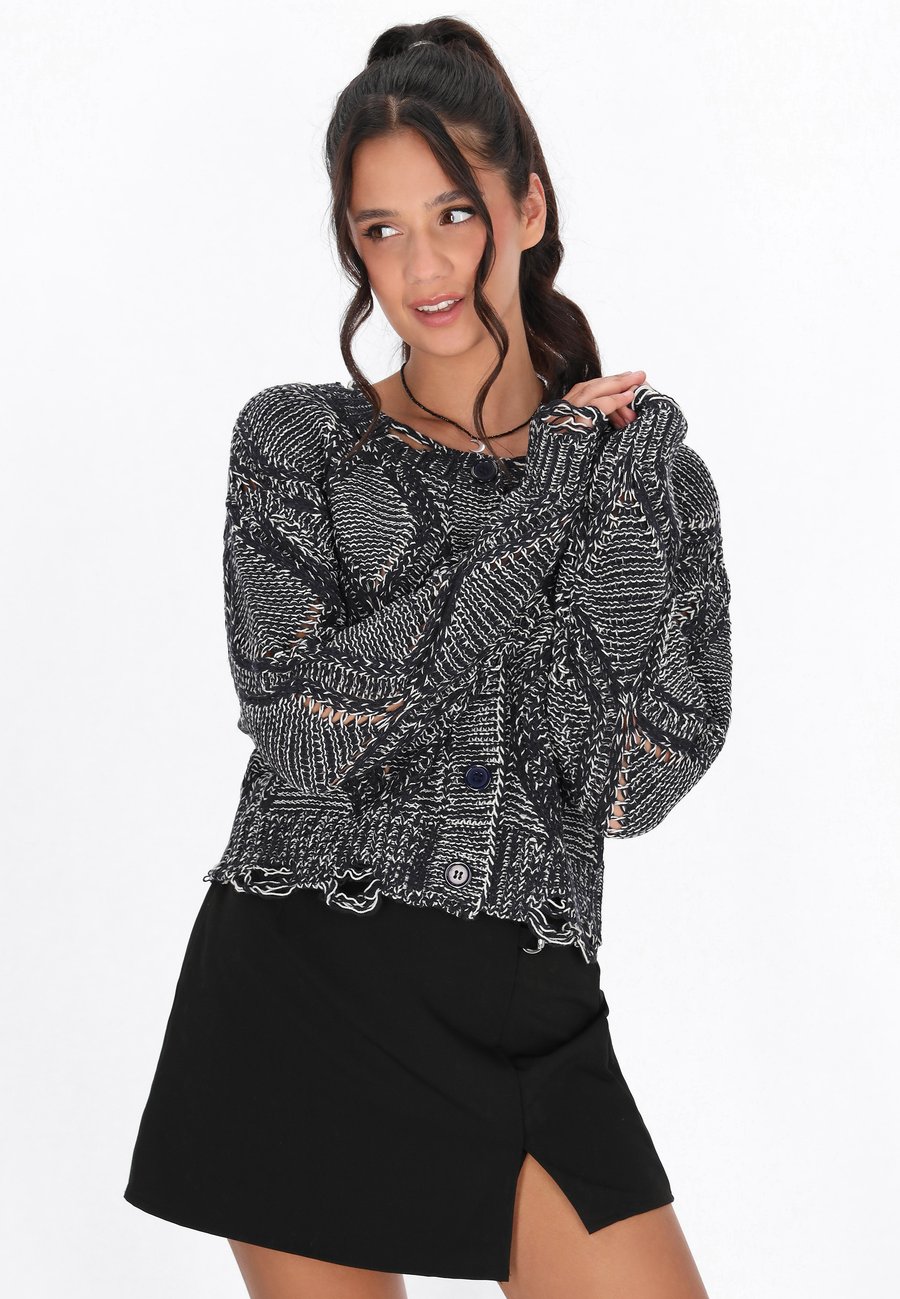 Кардиган myMo ROCKS Cardigan, Navy Offwhite/Dark Blue
Кардиган myMo ROCKS Cardigan, Navy Offwhite/Dark Blue