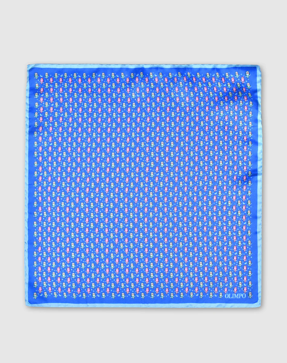 Синий шелковый шарф с принтом совы Olimpo
Синий шелковый шарф с принтом совы Olimpo