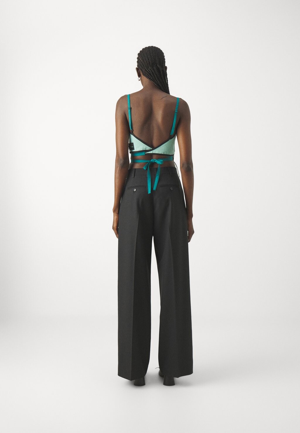 Топ LEVEL UP Duarte Hajime, зеленый
Топ LEVEL UP Duarte Hajime, зеленый