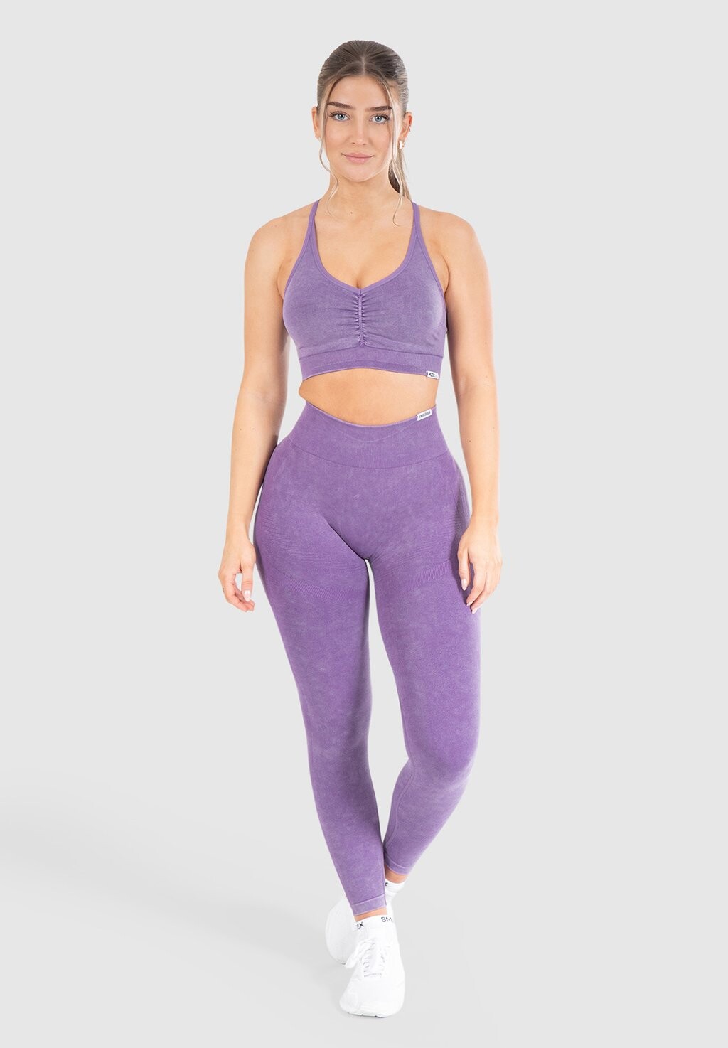 Спортивный бюстгальтер с легкой поддержкой BATIK SCRUNCH Smilodox, цвет lila
Спортивный бюстгальтер с легкой поддержкой BATIK SCRUNCH Smilodox, цвет lila