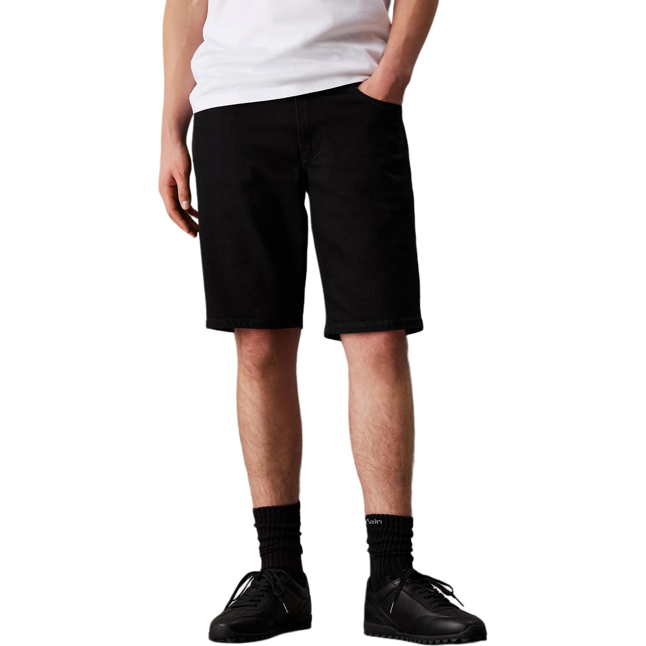 Мужские джинсовые шорты Calvin Klein, черный
Мужские джинсовые шорты Calvin Klein, черный