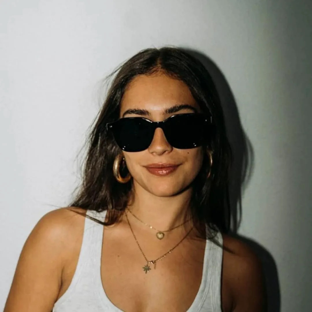 Роскошные большие квадратные солнцезащитные очки для женщин и мужчин в винтажном стиле, панк, хип-хоп, с заклепками, солнцезащитные очки UV400 TVTBBVV, Marble Clear
Роскошные большие квадратные солнцезащитные очки для женщин и мужчин в винтажном стиле, панк, хип-хоп, с заклепками, солнцезащитные очки UV400 TVTBBVV, Marble Clear