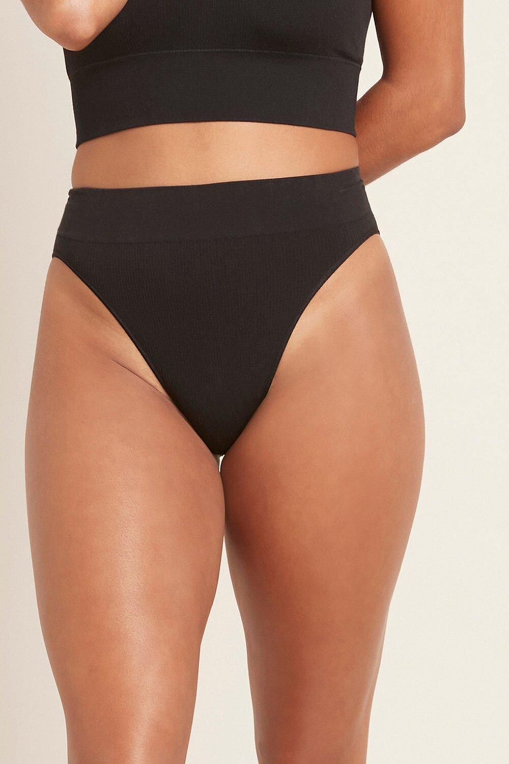 Трусы с высокой талией в рубчик из лиолита BOODY, черный
Трусы с высокой талией в рубчик из лиолита BOODY, черный