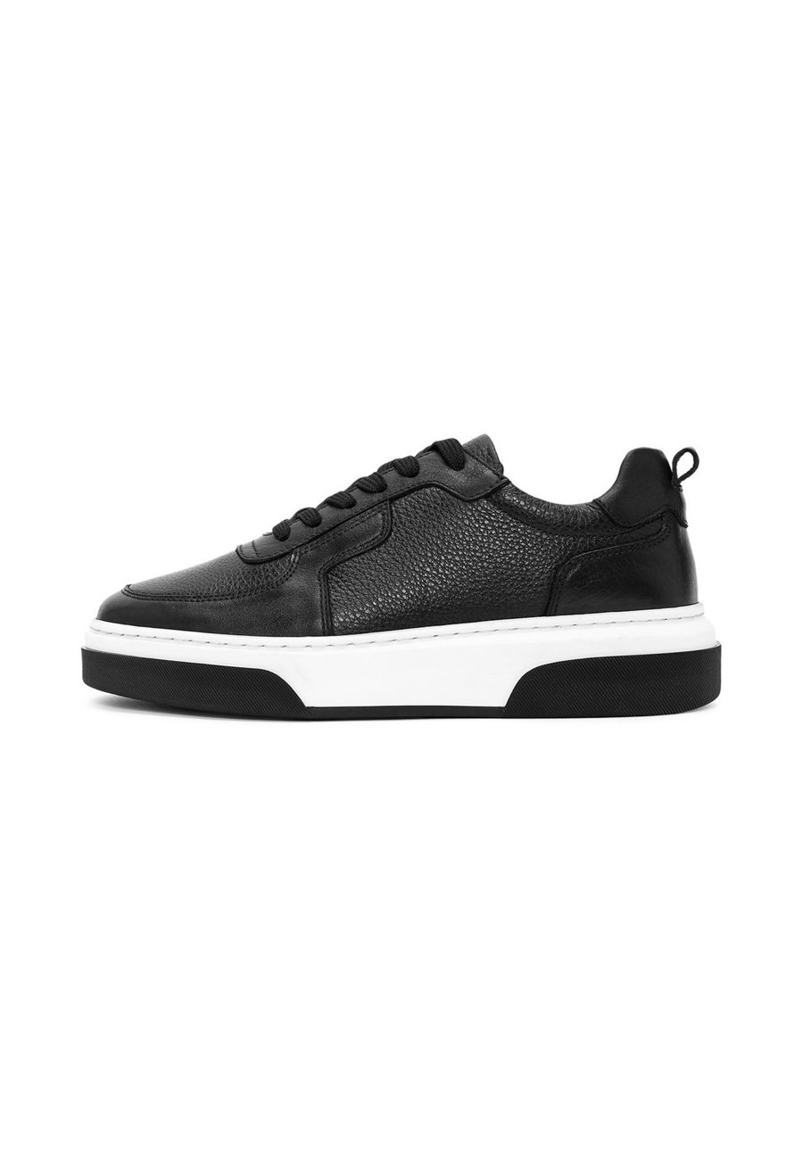 Кроссовки Derimod SNEAKERS, Black
Кроссовки Derimod SNEAKERS, Black