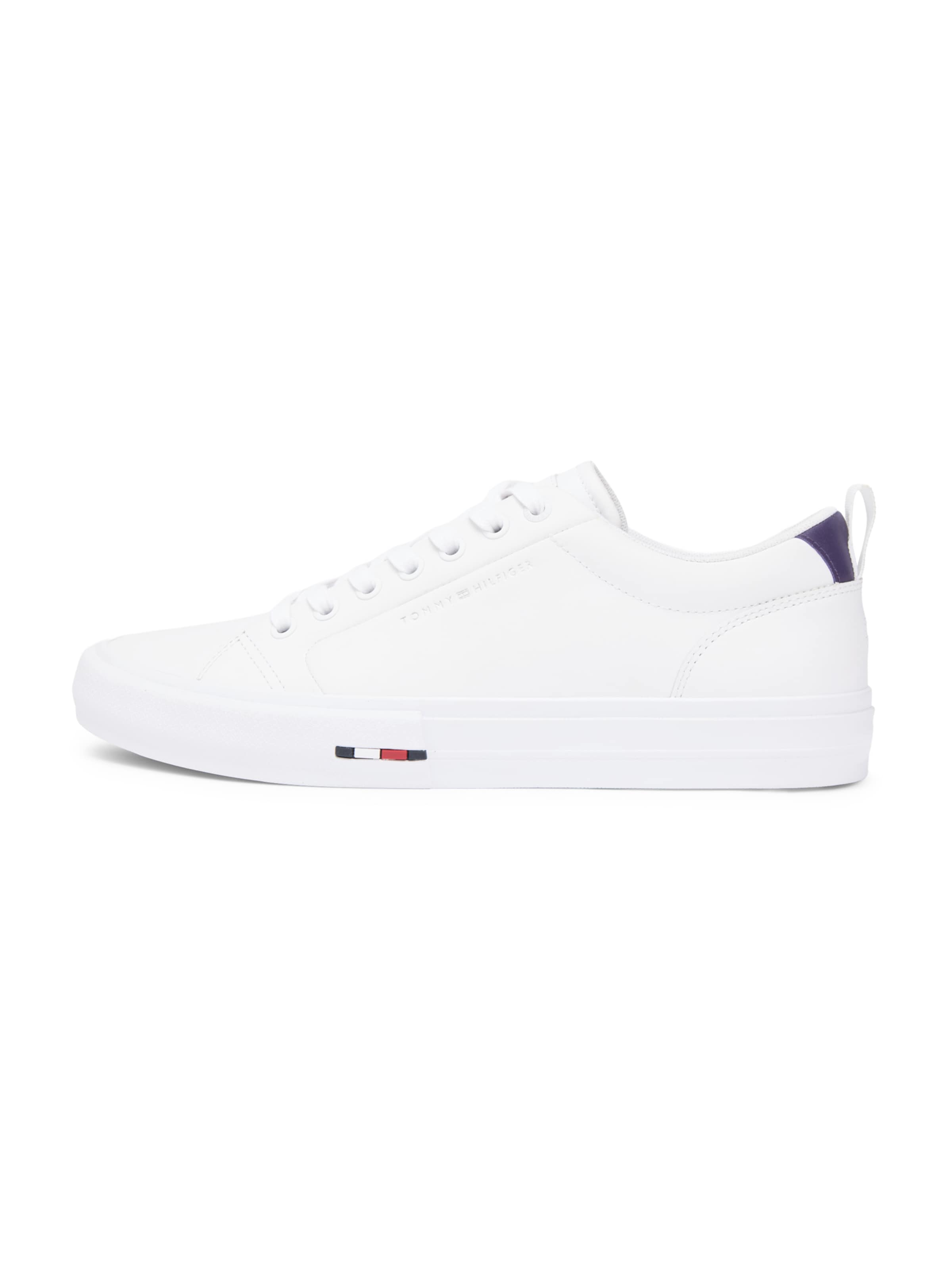 TOMMY HILFIGER Кроссовки 'HARLEM STREET' в белом цвете
TOMMY HILFIGER Кроссовки 'HARLEM STREET' в белом цвете