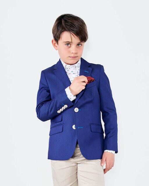 Пиджак для мальчика вязки "птичий глаз" с нашивками на локтях Spagnolo, темно-синий
Пиджак для мальчика вязки "птичий глаз" с нашивками на локтях Spagnolo, темно-синий