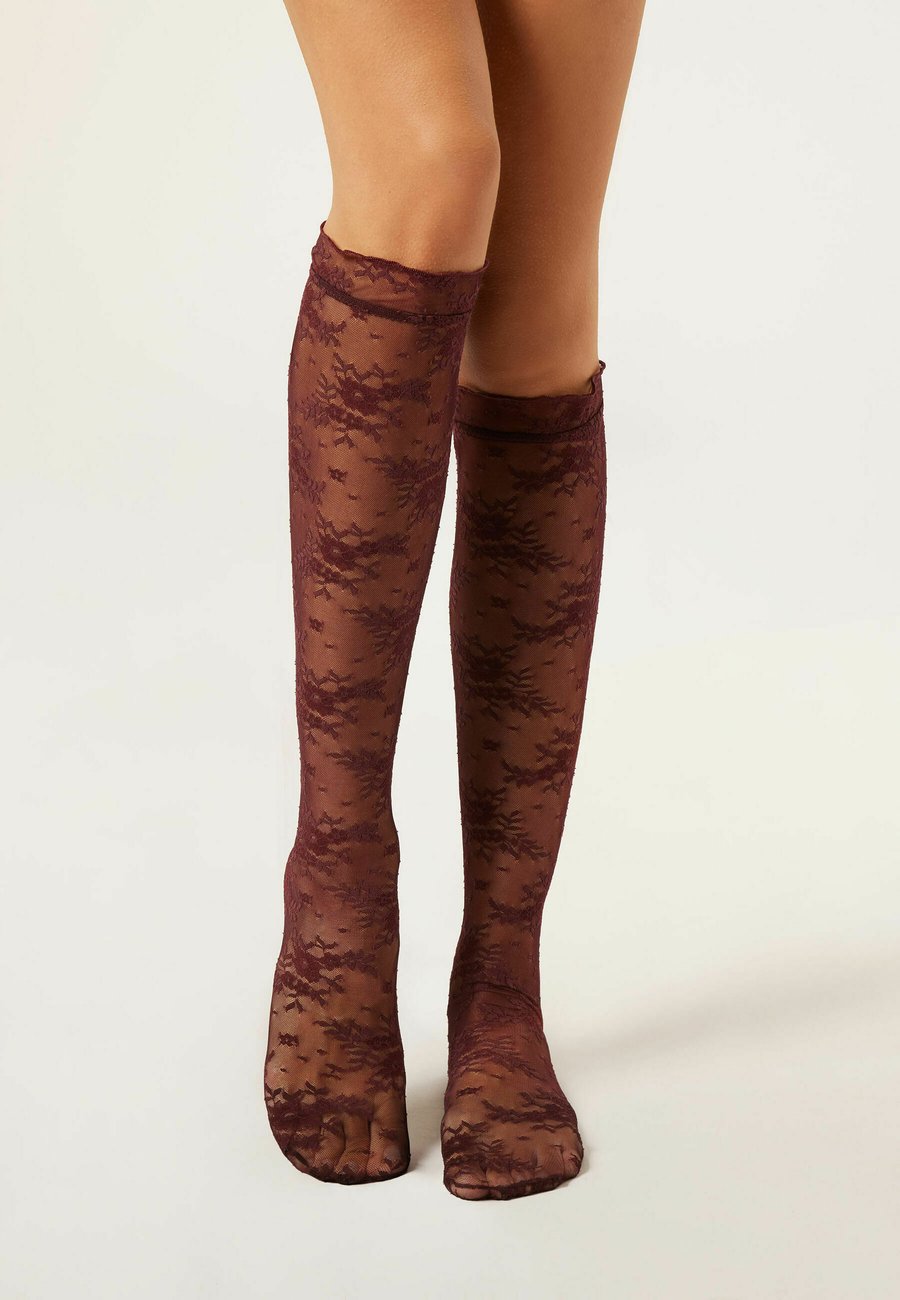 Носки Calzedonia Knee high socks, Burgundy/Bordeaux
Носки Calzedonia Knee high socks, Burgundy/Bordeaux