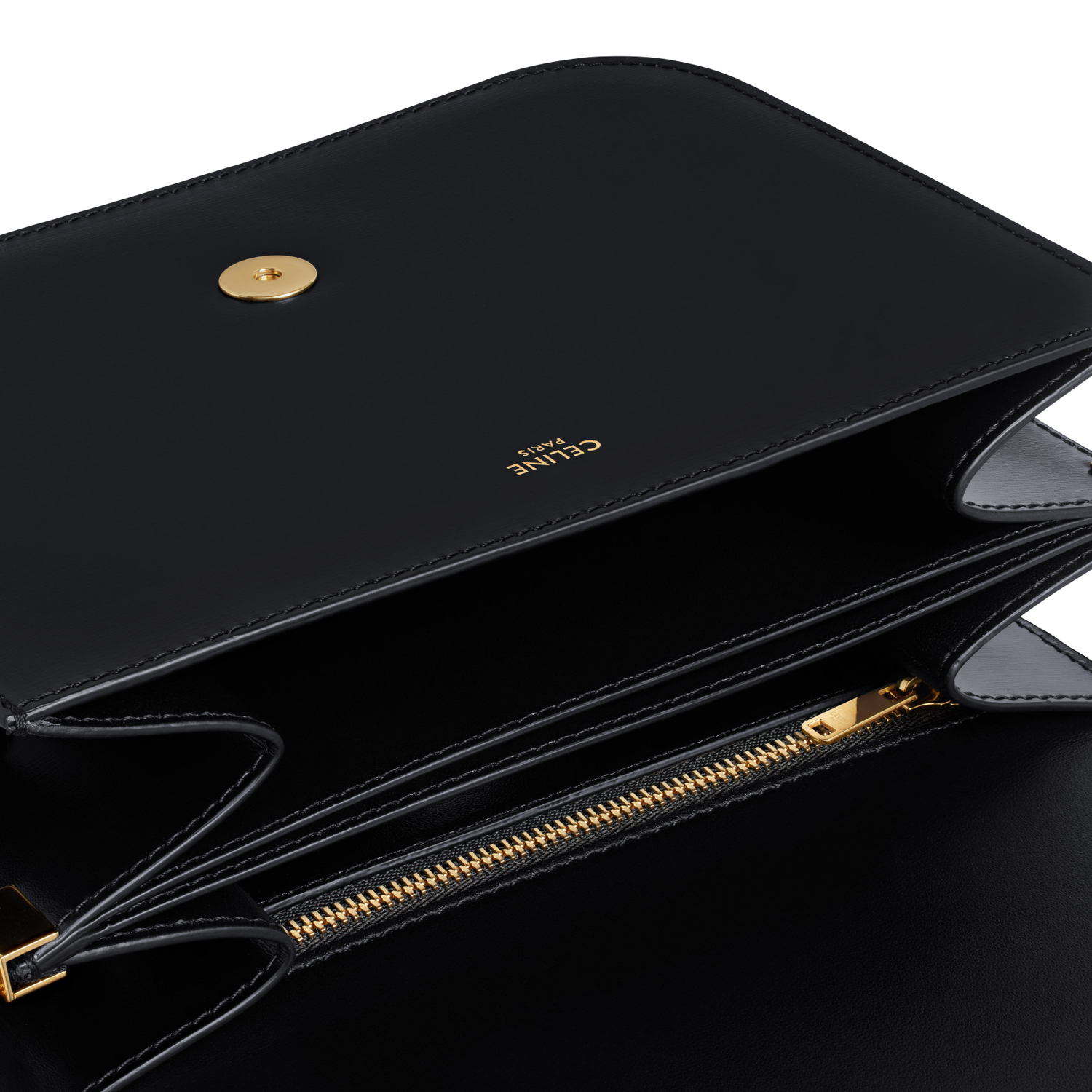 Сумка через плечо из коровьей кожи женская черная CELINE
Сумка через плечо из коровьей кожи женская черная CELINE