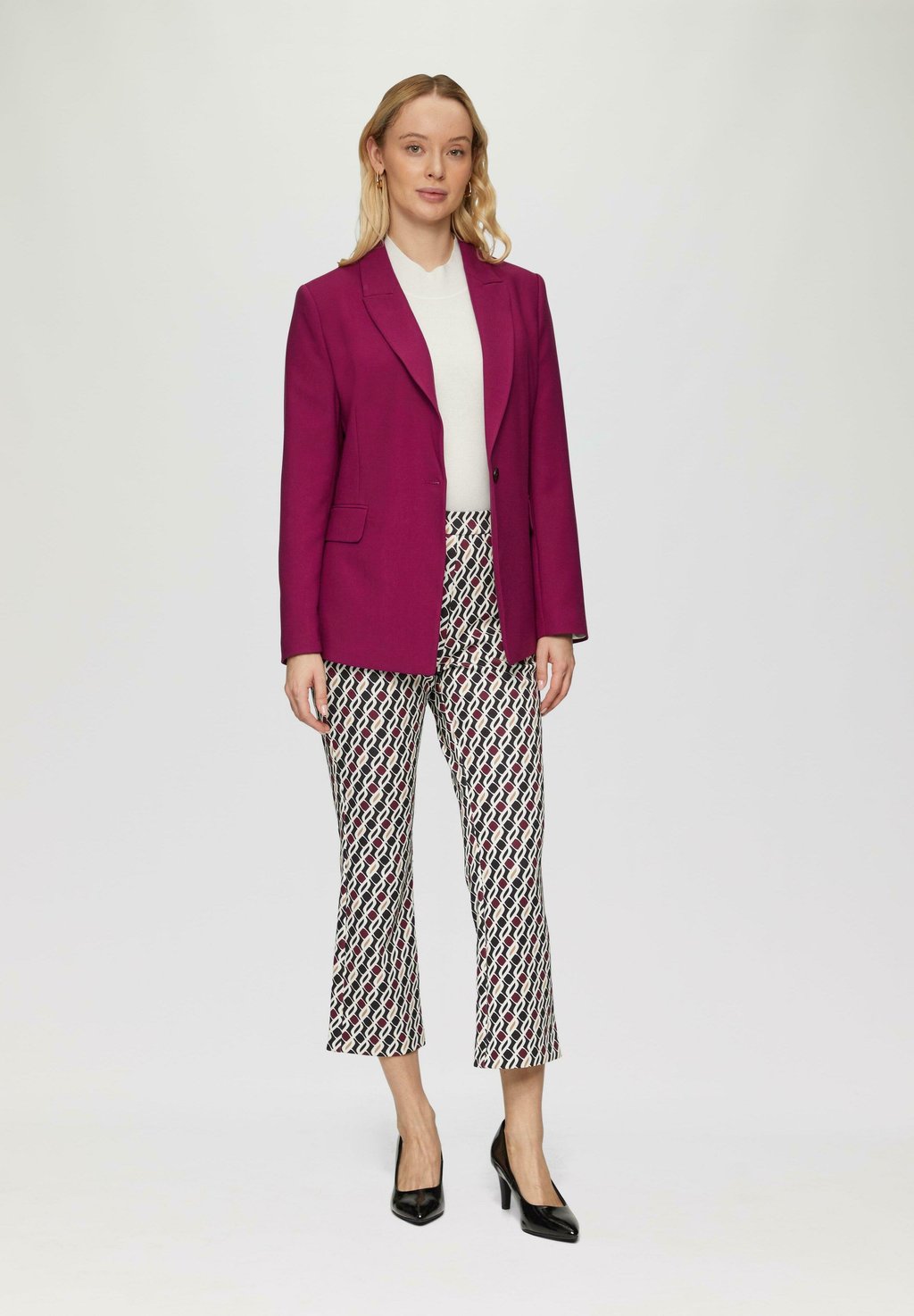 Джемпер s.Oliver BLACK LABEL, молочный
Джемпер s.Oliver BLACK LABEL, молочный