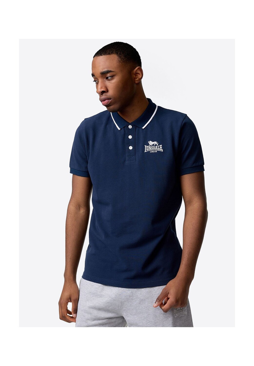Мужская рубашка-поло стандартного кроя BALLYGALLEY LONSDALE, цвет Dark Navy/white
Мужская рубашка-поло стандартного кроя BALLYGALLEY LONSDALE, цвет Dark Navy/white