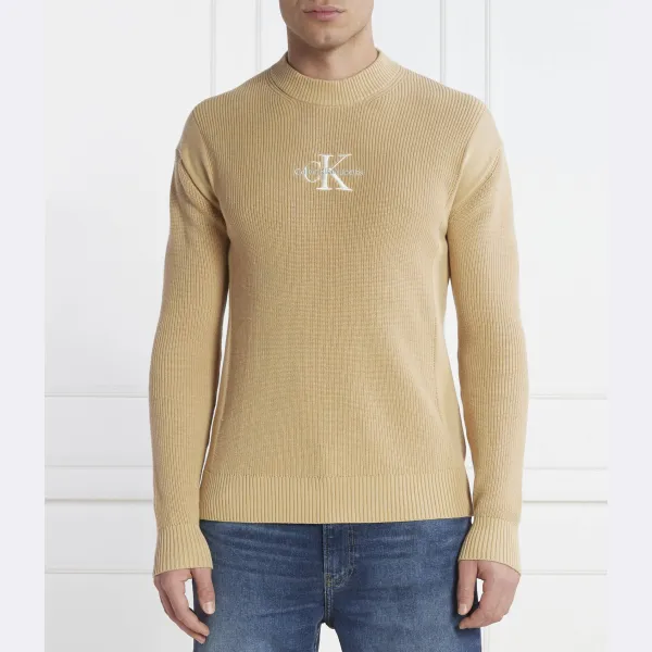Облегающий свитер Calvin Klein, бежевый
Облегающий свитер Calvin Klein, бежевый