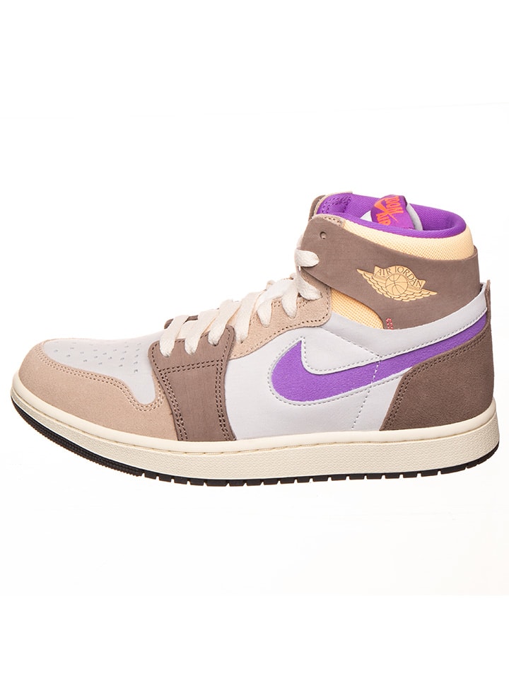 Высокие кроссовки Air Jordan, красочный
Высокие кроссовки Air Jordan, красочный