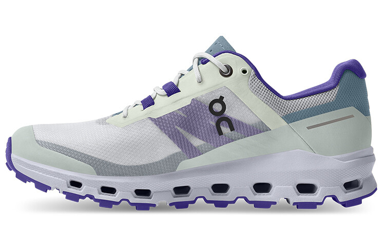 Беговые кроссовки Cloudvista Frost Mineral женские On
Беговые кроссовки Cloudvista Frost Mineral женские On
