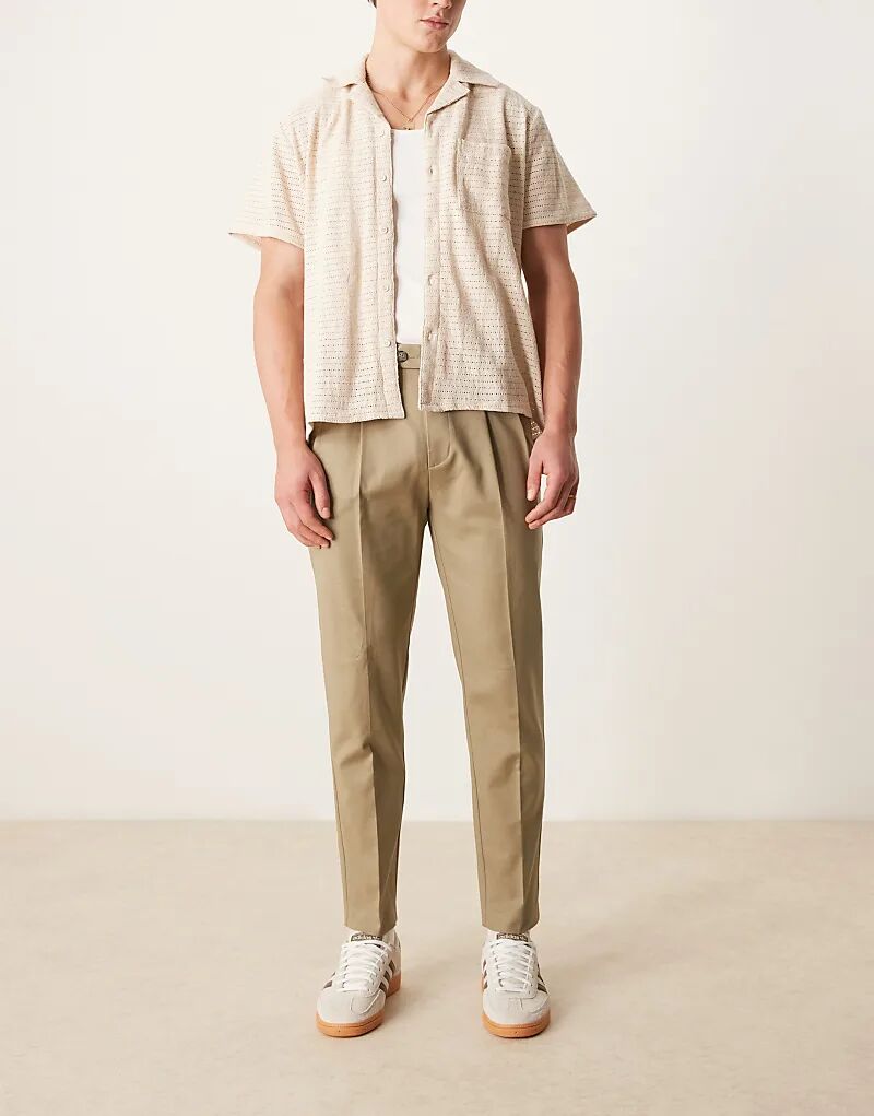 Элегантные зауженные брюки-чинос из хлопка зеленого цвета ASOS DESIGN
Элегантные зауженные брюки-чинос из хлопка зеленого цвета ASOS DESIGN