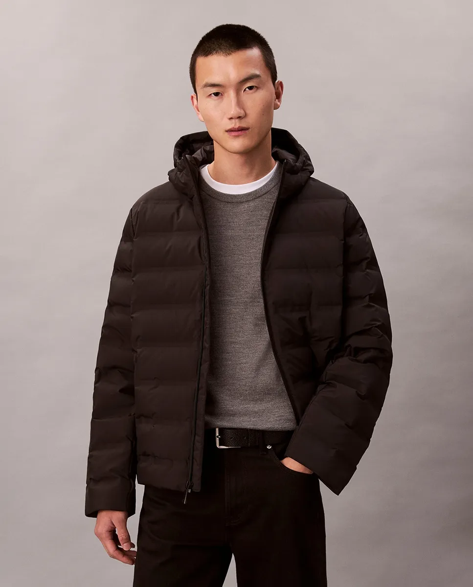 Мужская стеганая куртка с капюшоном Calvin Klein, черный
Мужская стеганая куртка с капюшоном Calvin Klein, черный