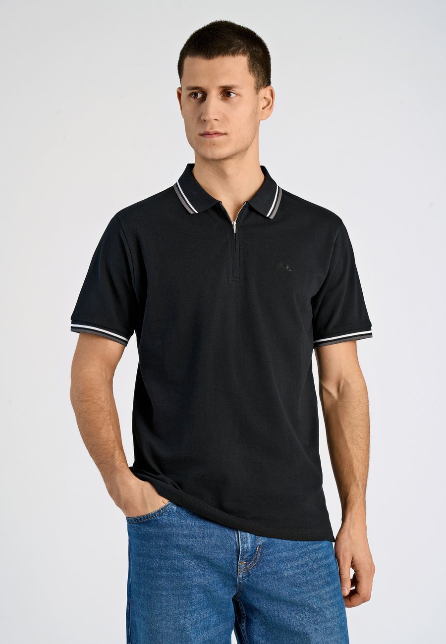 Поло Lindbergh W. ZIP , Space Black/Black, Черный, Поло Lindbergh W. ZIP , Space Black/Black
Поло Lindbergh W. ZIP , Space Black/Black, Черный, Поло Lindbergh W. ZIP , Space Black/Black