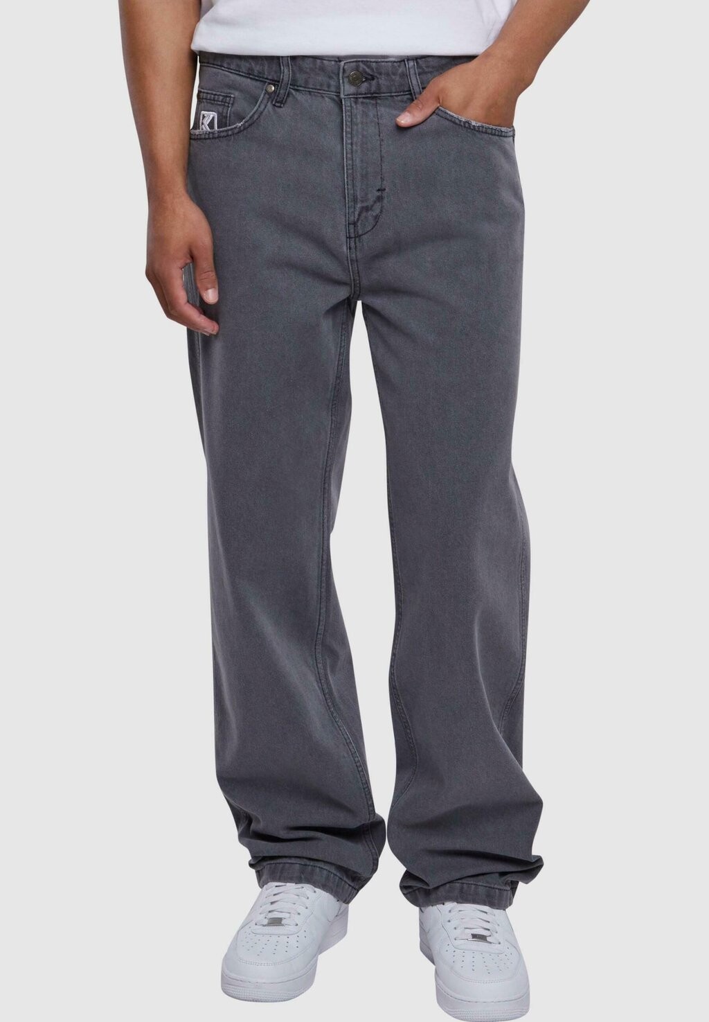 Джинсы Baggy Kmi-Pl051-010-06 Kk Small Signature Baggy Five Pocket Karl Kani, цвет light grey
Джинсы Baggy Kmi-Pl051-010-06 Kk Small Signature Baggy Five Pocket Karl Kani, цвет light grey
