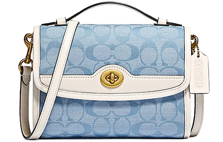 Сумка-мессенджер Kip Fabric с кожаной вставкой, женская маленькая синяя монограмма COACH
Сумка-мессенджер Kip Fabric с кожаной вставкой, женская маленькая синяя монограмма COACH