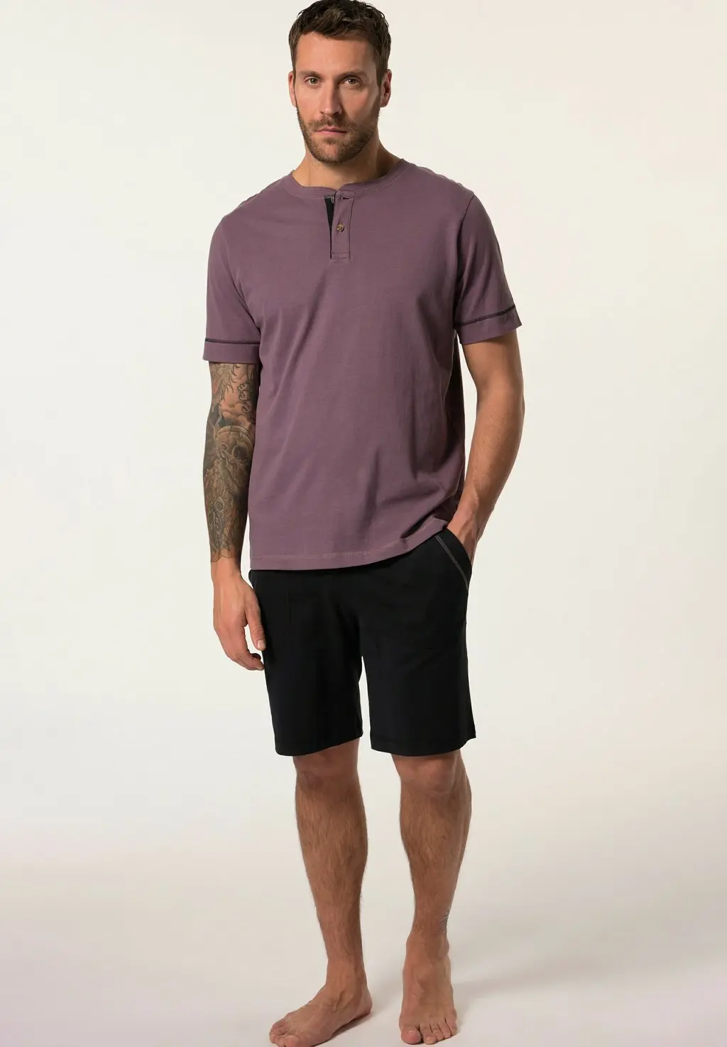 Пижамный комплект HOMEWEAR TWO-PIECE SET JP1880, лиловый
Пижамный комплект HOMEWEAR TWO-PIECE SET JP1880, лиловый