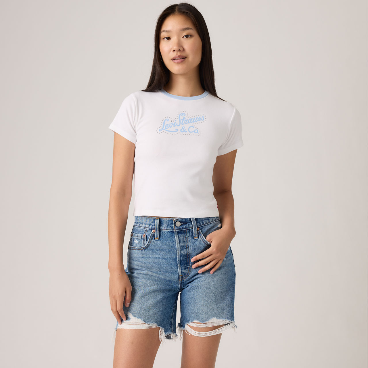 Футболка с графическим принтом Essential Sporty Levi's, White
Футболка с графическим принтом Essential Sporty Levi's, White