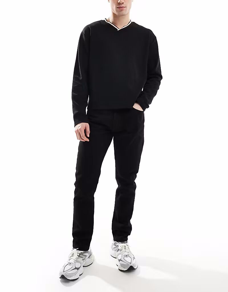 Джинсы DTT rigid slim fit черного цвета
Джинсы DTT rigid slim fit черного цвета