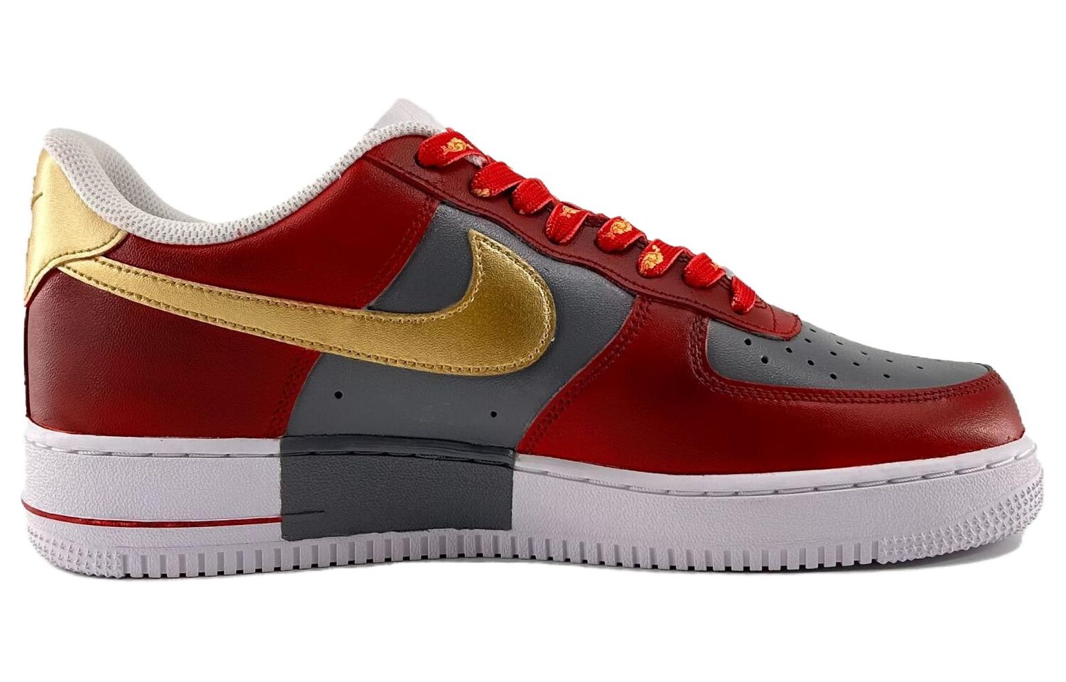 Кроссовки Nike Air Force 1 Skateboarding Shoes Women's Low-top Red, Gray, Gold, золотой/красный
Кроссовки Nike Air Force 1 Skateboarding Shoes Women's Low-top Red, Gray, Gold, золотой/красный