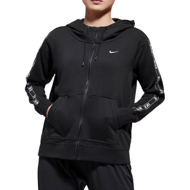 Nike Куртка женская черная
Nike Куртка женская черная