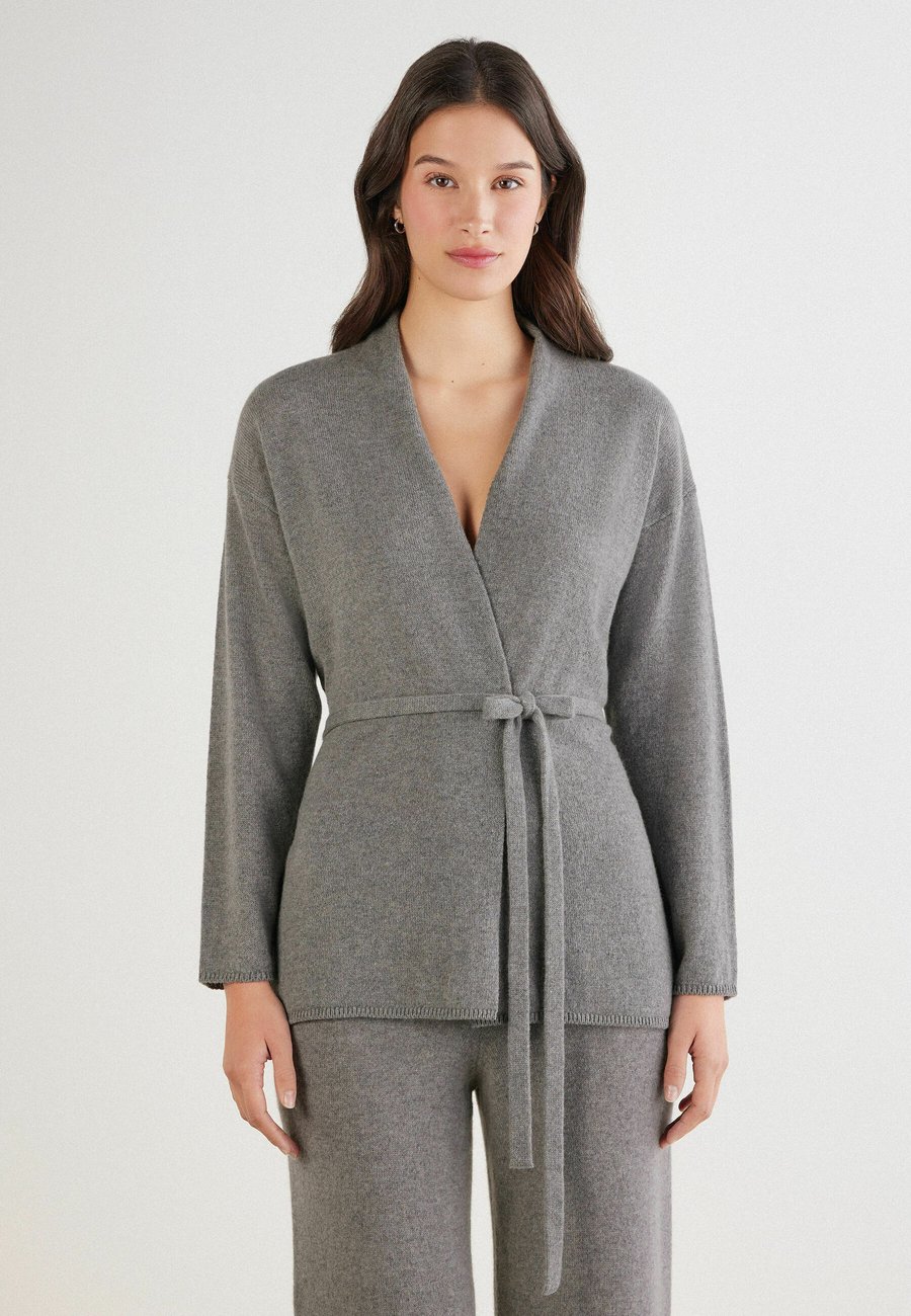 Кардиган Intimissimi Cardigan, Grey/Grey Denim
Кардиган Intimissimi Cardigan, Grey/Grey Denim