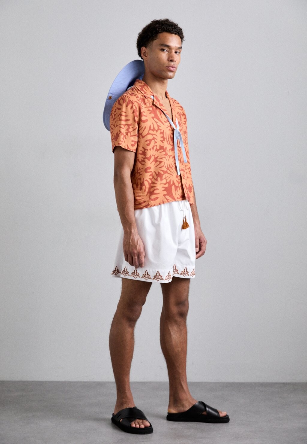 Шорты EXCLUSIVE VERBENA BERMUDA BORDADA UNISEX Palomo, белый
Шорты EXCLUSIVE VERBENA BERMUDA BORDADA UNISEX Palomo, белый