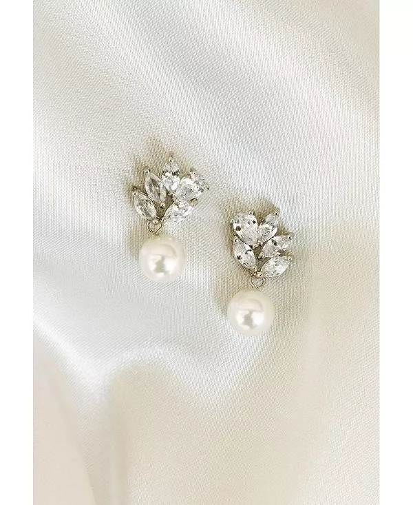 Серьги-Капельки Poise с жемчугом Untamed Petals, silver
Серьги-Капельки Poise с жемчугом Untamed Petals, silver