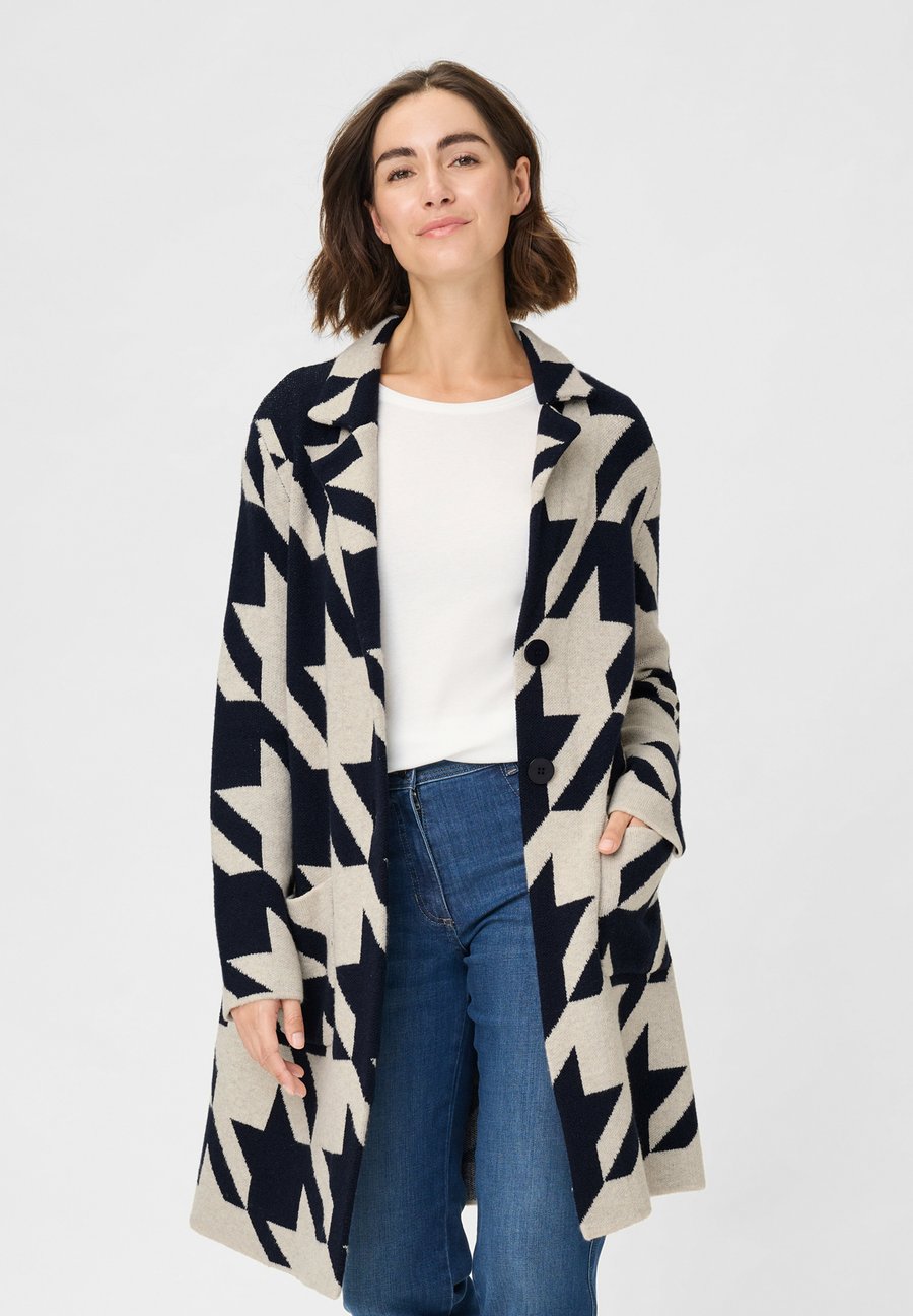 Кардиган Olsen Cardigan, Ecru Marine/Beige
Кардиган Olsen Cardigan, Ecru Marine/Beige