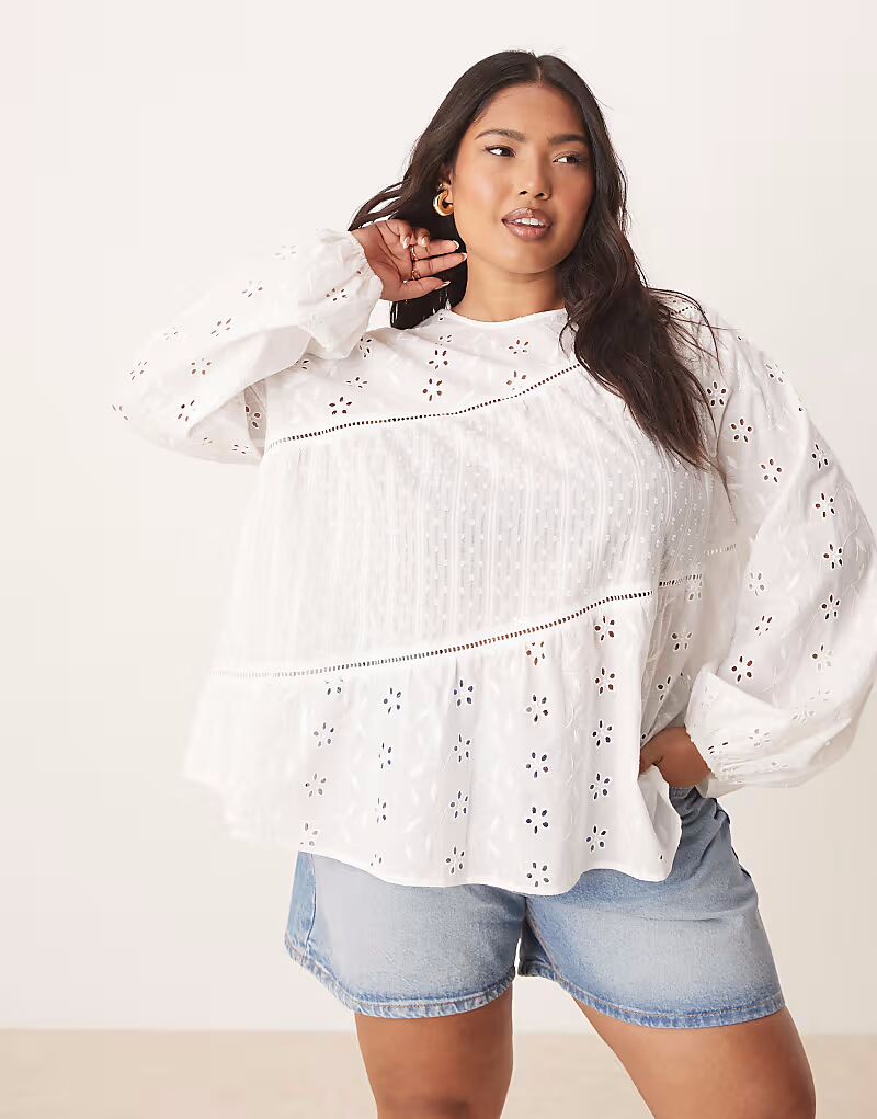 Длинный топ ASOS DESIGN Curve с комбинированной вышивкой и объемными рукавами белого цвета ASOS Curve
Длинный топ ASOS DESIGN Curve с комбинированной вышивкой и объемными рукавами белого цвета ASOS Curve